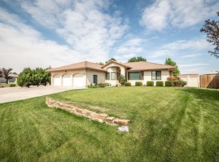 216 Alhambra Dr, Pueblo, CO 81005