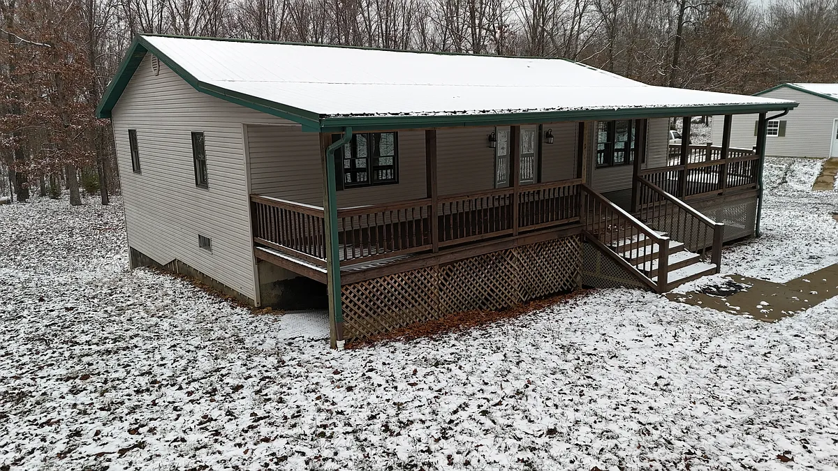 Building Photo - 8360 Bcr 808 #1