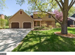 1355 Birchcrest Dr, White Bear Township, MN 55110