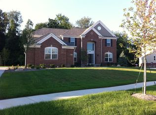 4446 Middlesboro Rd, Clarkston, MI 48348