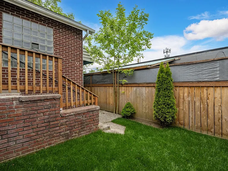 5612 Delridge Way SW — Photo 2