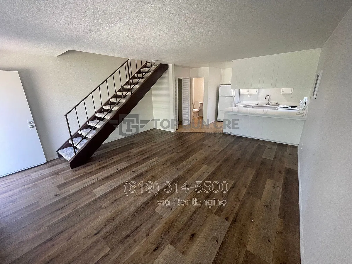 Building Photo - 1182 Holly Ave #D