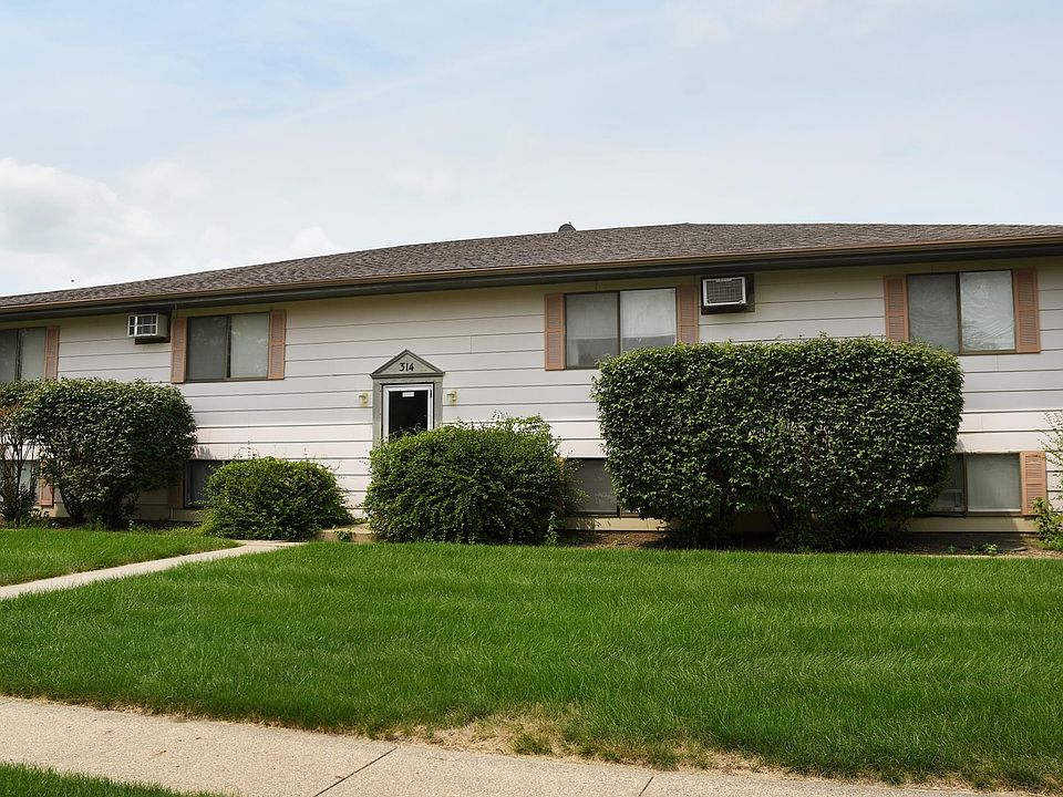 1st image of 310 NW Chapel Dr APT 4
