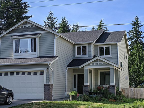 2nd image of 1120 NE 152nd St