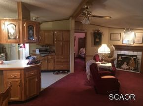 4th image of 12030 Glen Cir