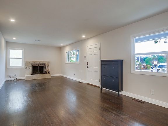 2nd image of 6459 Malcolm Dr #A