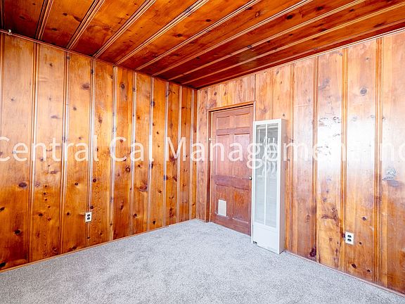 5th image of 627 Hood Dr