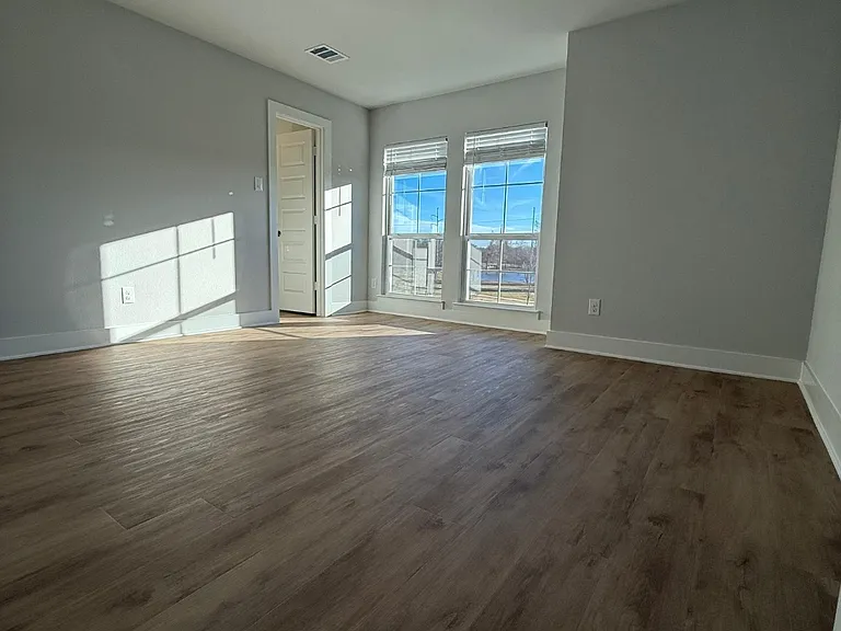 3821 Ablon Trl — Photo 26