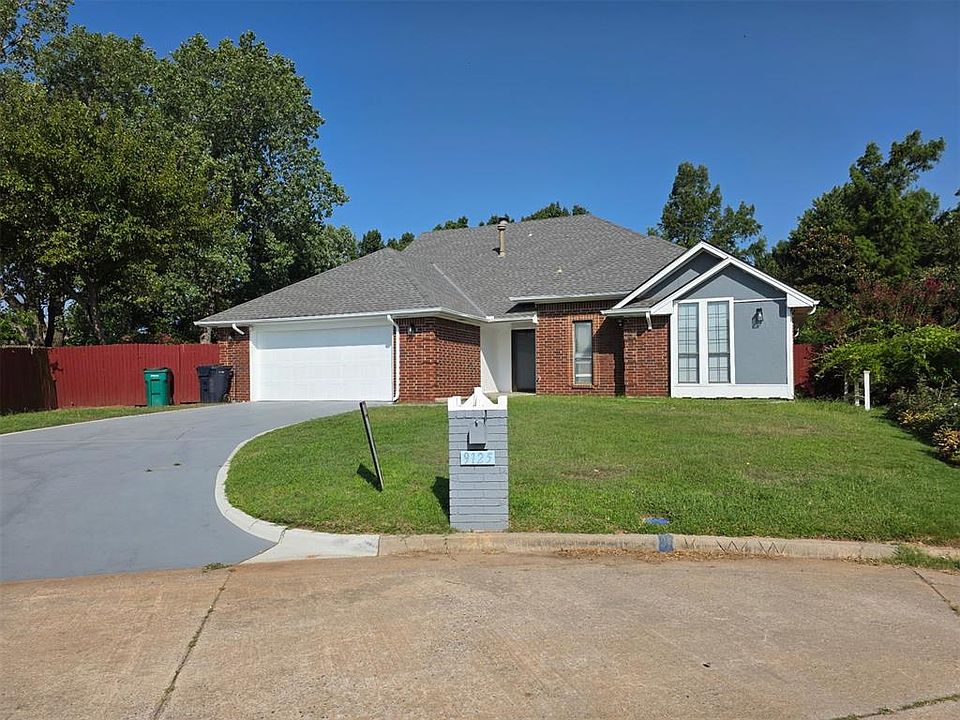 1st image of 9125 NW 99th Pl
