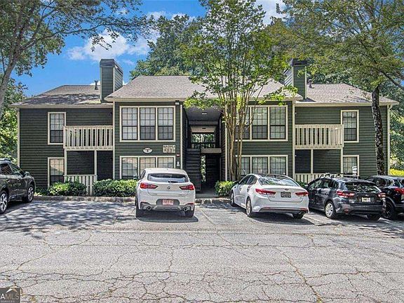 2nd image of 4556 Vinings Central Trce SE Unit 67