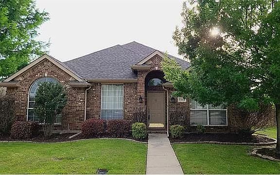 3rd image of 1112 Courtney Ln #1