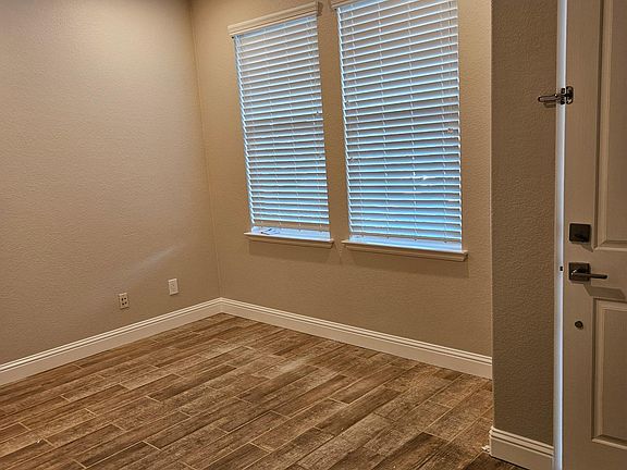 1st floor entry office space