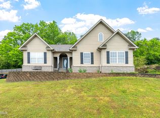 630 Cordova Ln, Lenoir City, TN 37771