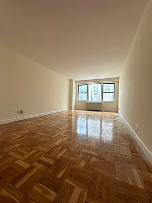 Rented by Bond New York | media 1