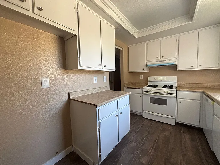 44430 15th St E #3 — Photo 8