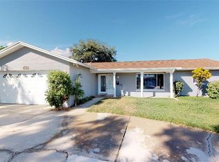 1465 51st Ave NE, Saint Petersburg, FL 33703