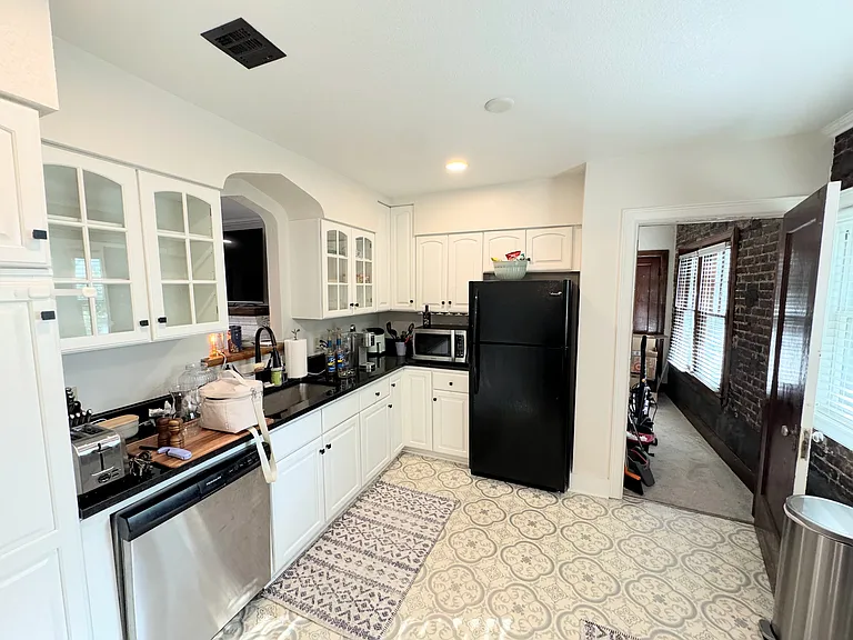404 N Back Bay Blvd #8 — Photo 3