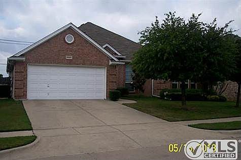 1st image of 2820 Gray Rock Dr