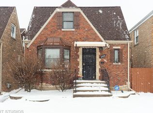 2922 N Meade Ave, Chicago, IL 60634
