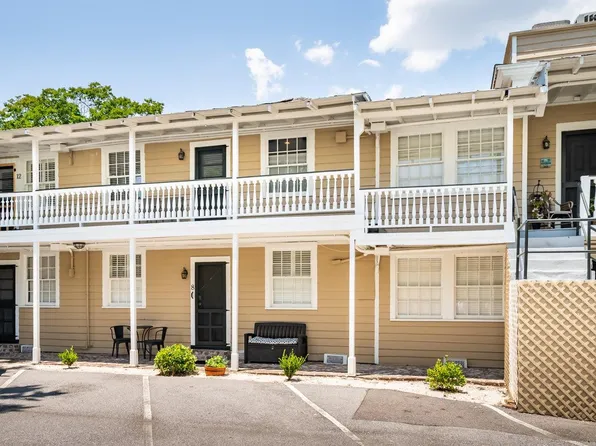 33 Pitt St APT 11, Charleston, SC 29401