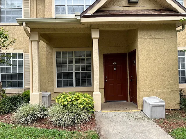 837 Grand Regency Point — Photo 23
