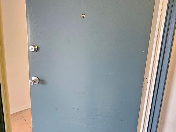 5th image of 1522 Butler Ave #B8