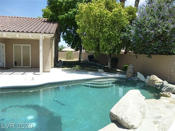2nd image of 5613 Tropical Toucan Ave