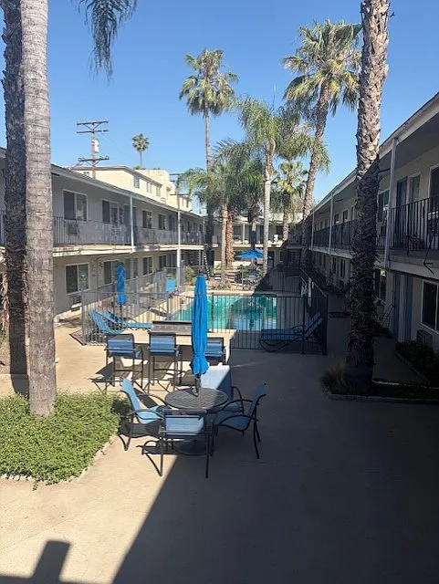 610 S Verdugo RD — Photo 2