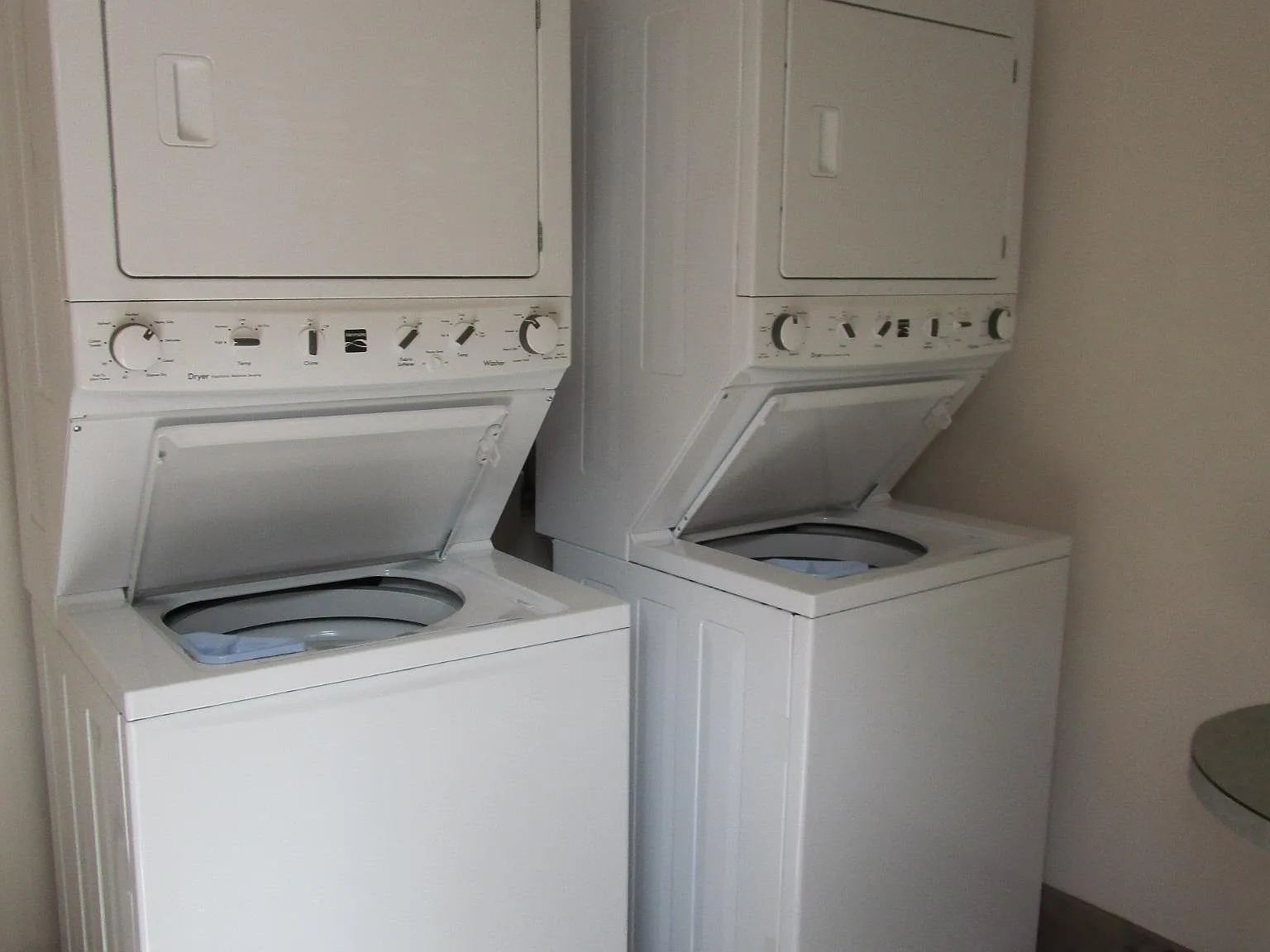 Studio, 450 sqft, $1,075 — Photo 4