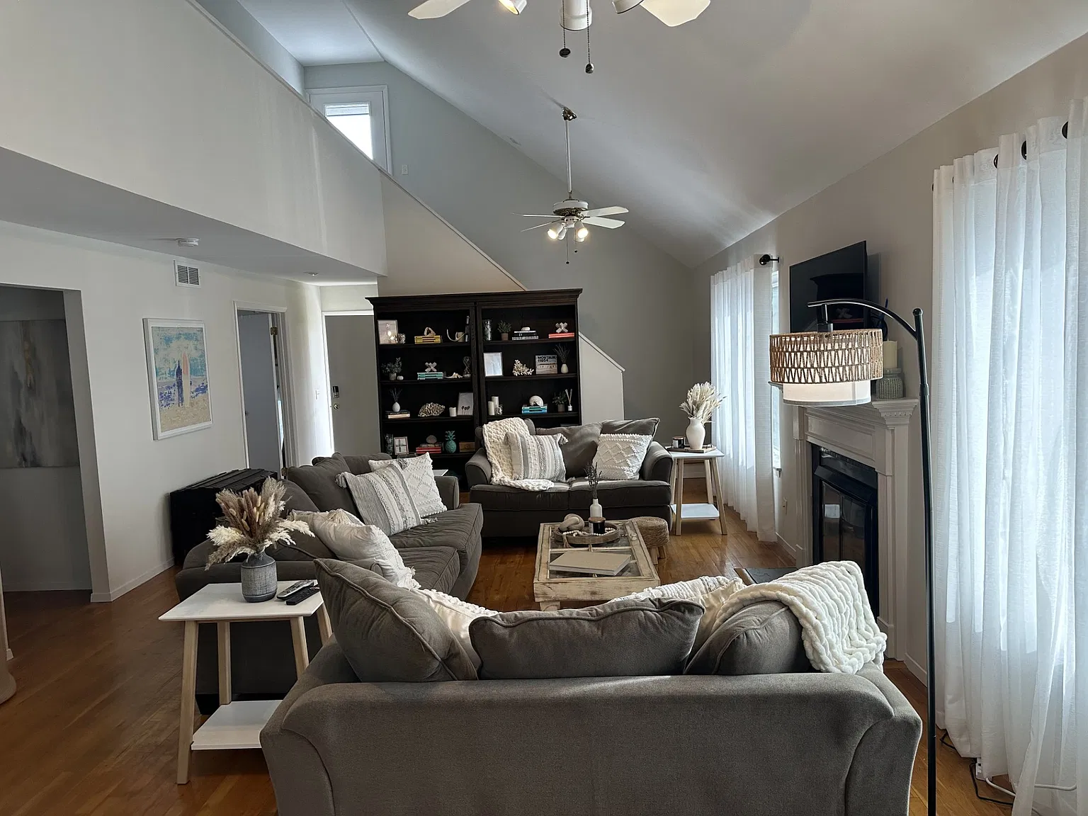 Ditch Plains Beach House — Photo 2