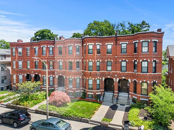 2nd image of 16 Perrin St