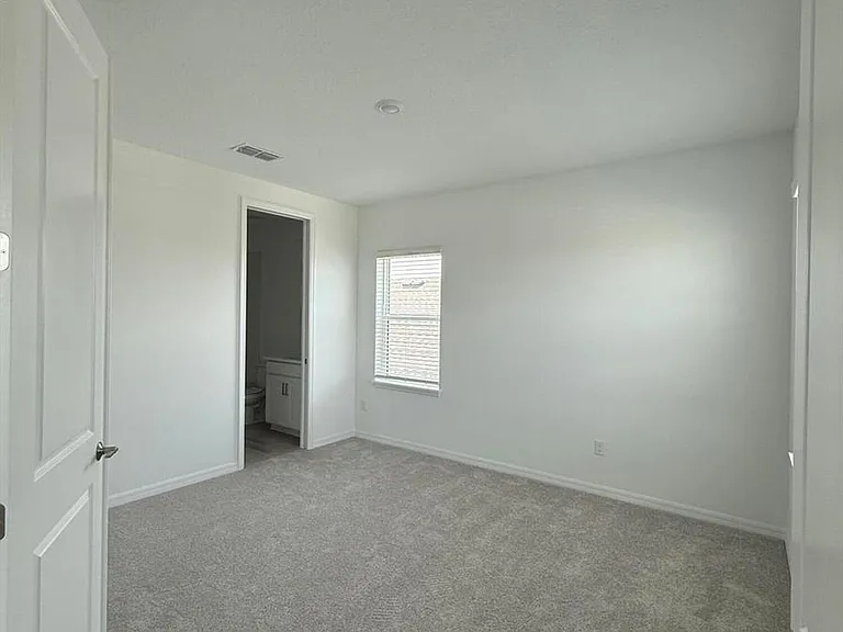 11629 SW Macelli Way — Photo 23