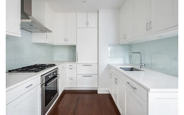 Rented by Douglas Elliman | media 19