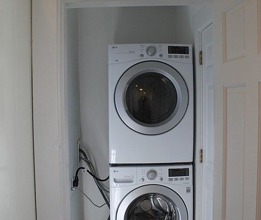 5th image of 1016 South St #1