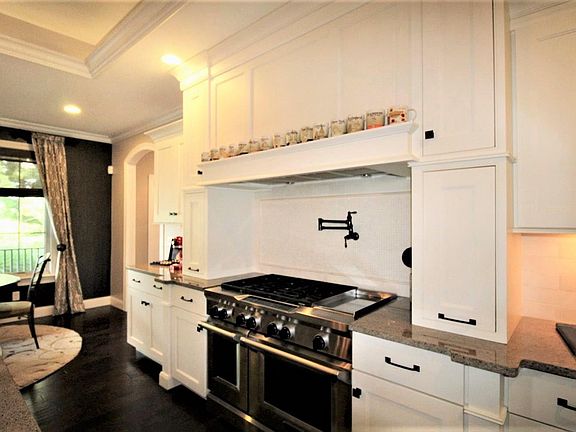 4th image of 653 Copper Cove Ct