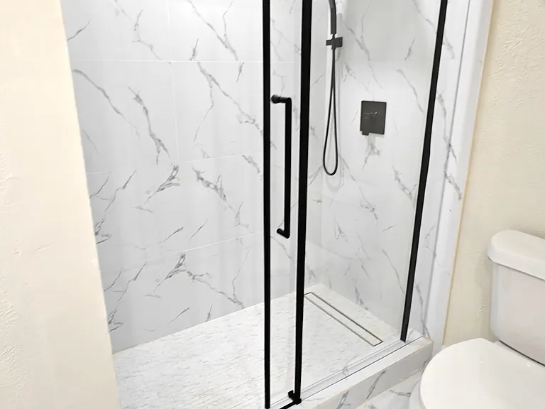 Walk in Shower Master Bathroom