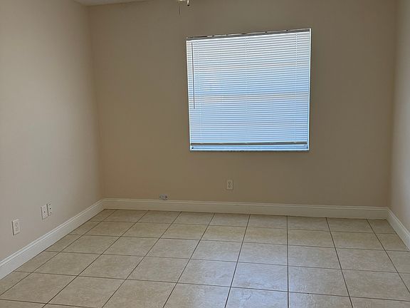 3rd image of 833 Orchid Springs Dr #833