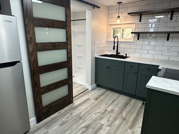 8990 New Haven Rd #E