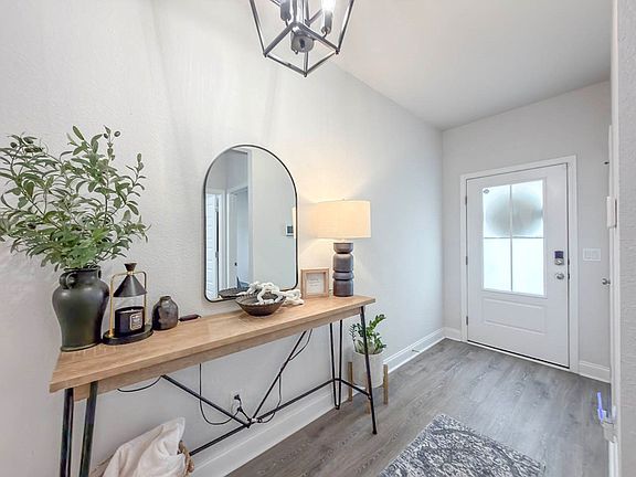 4th image of 5179 Grand Oak Cir