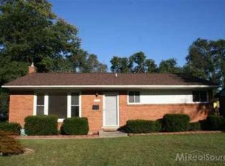 43612 Donley Dr, Sterling Heights, MI 48314