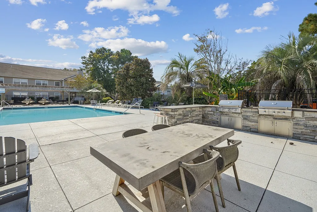 Cypress Pointe Apartment Homes — Photo 3