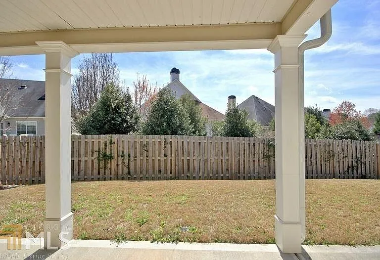 324 Evesham Ave — Photo 6