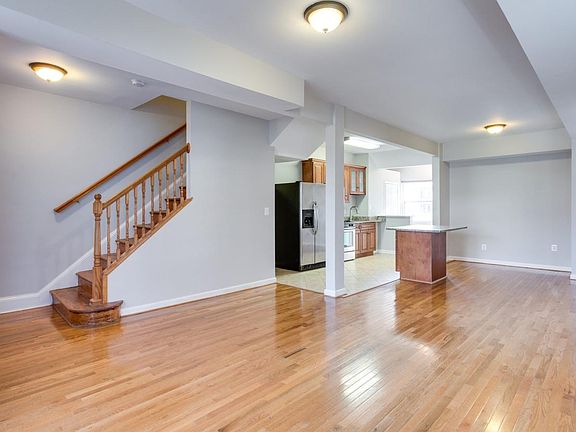 Open floorplan main level