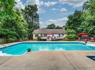 2120 Judes Ferry Rd, Powhatan, VA 23139