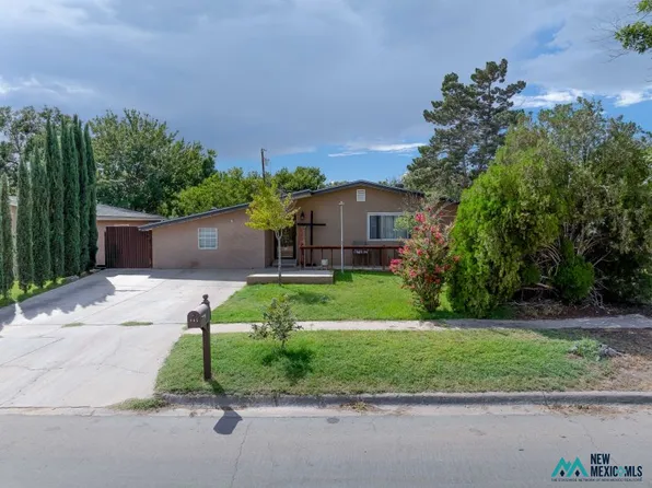 905 Solana Rd, Carlsbad, NM 88220