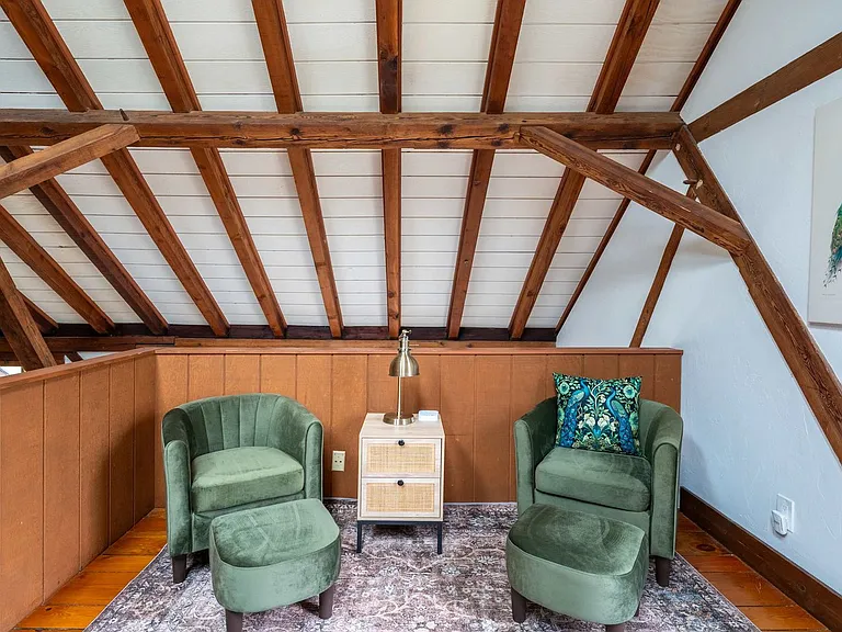 Reading Area