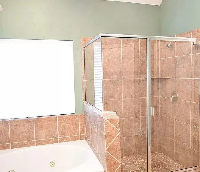 4 Hollywood Ct — Photo 14