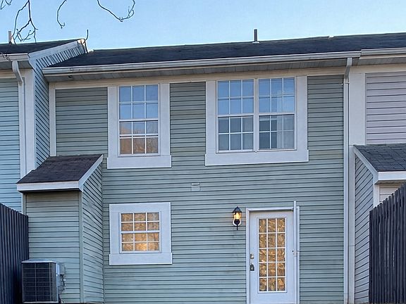 3rd image of 4111 Bluebird Dr