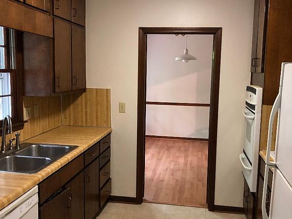 4th image of 5420 Creek Dr