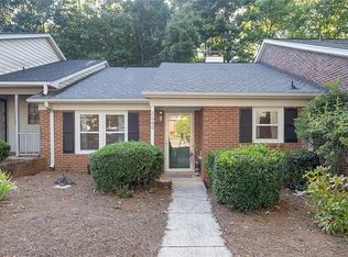 2660 Cottage Pl, Greensboro, NC 27455